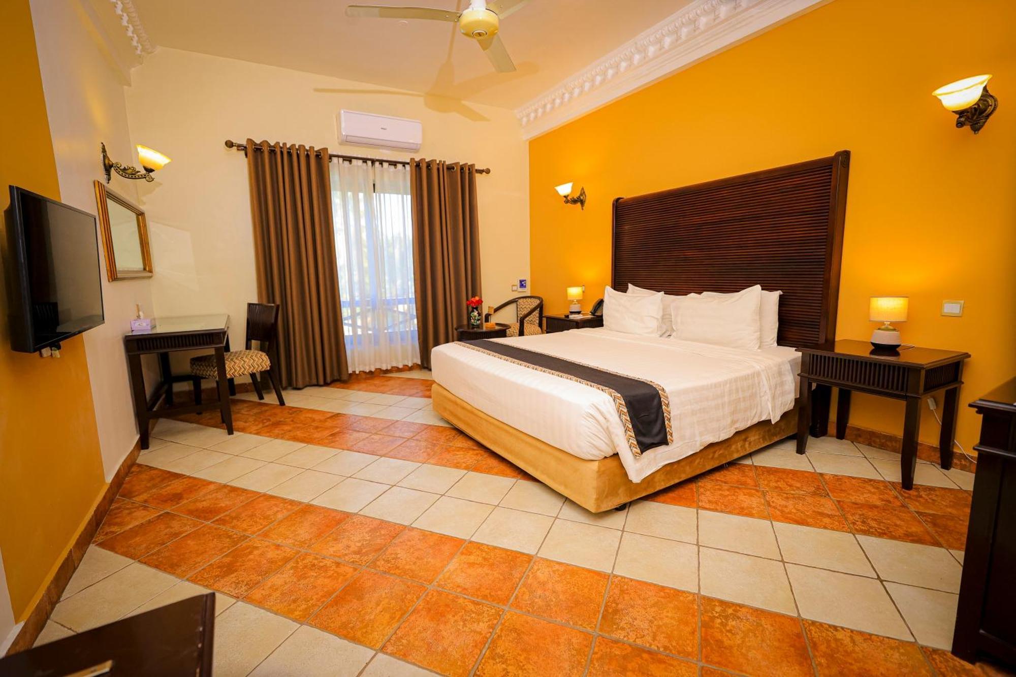 Colosseum Boutique Hotel & Spa Dar es Salaam Exterior foto